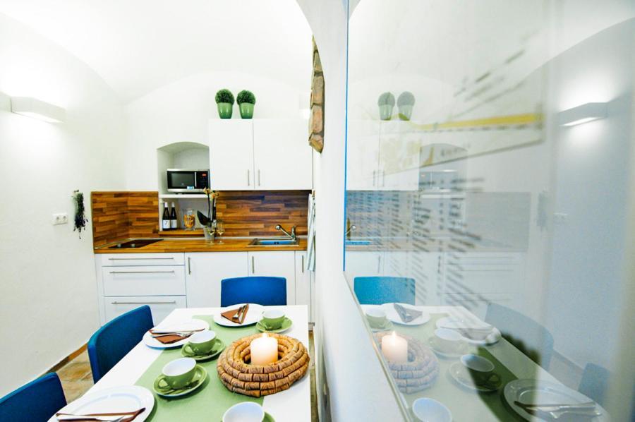 Sed Pince Vendeghaz Aparthotel Somlojeno ภายนอก รูปภาพ